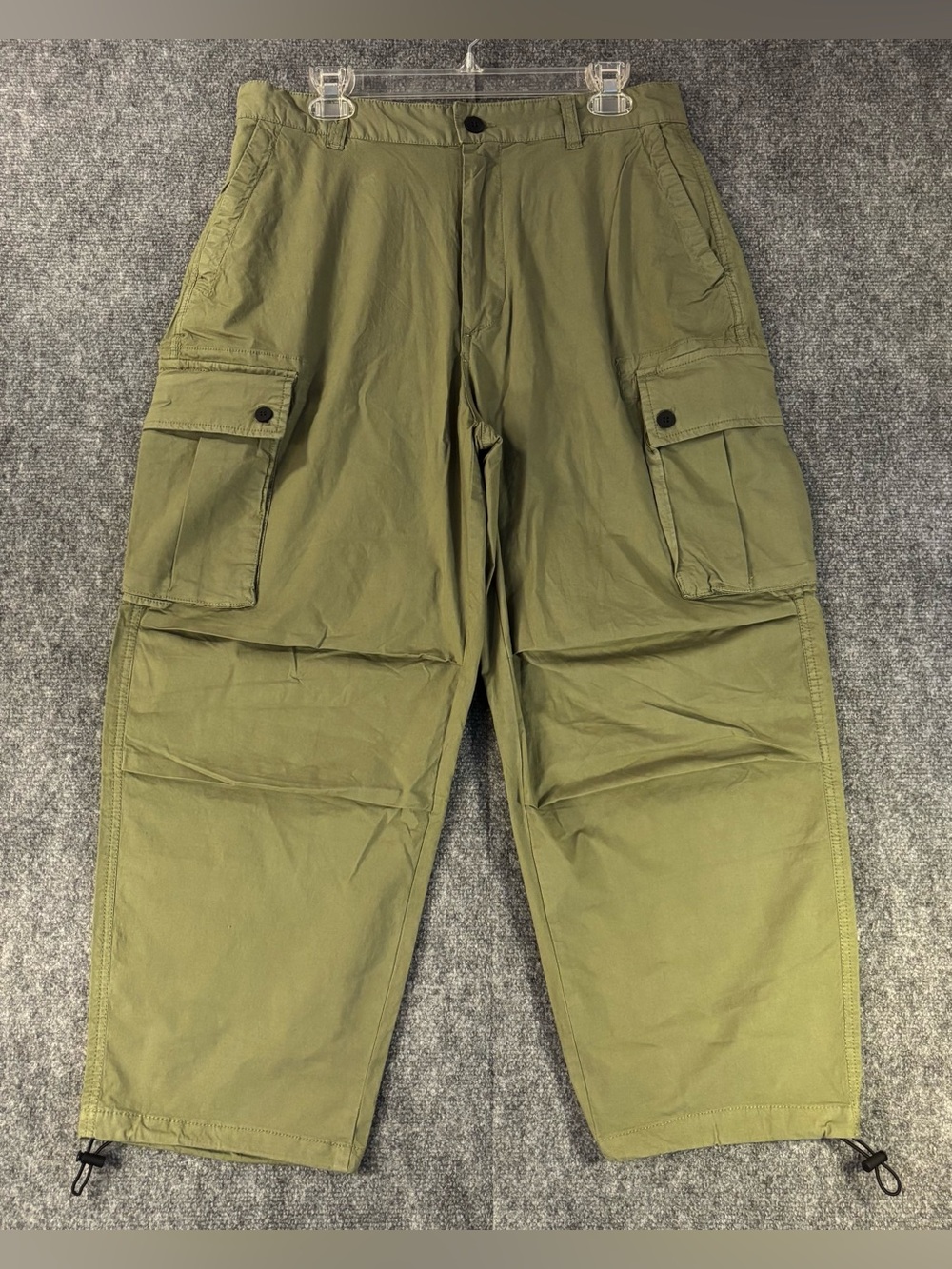 Zara Parachute Cargo Pant Green Men’s Sz 42 NWOT